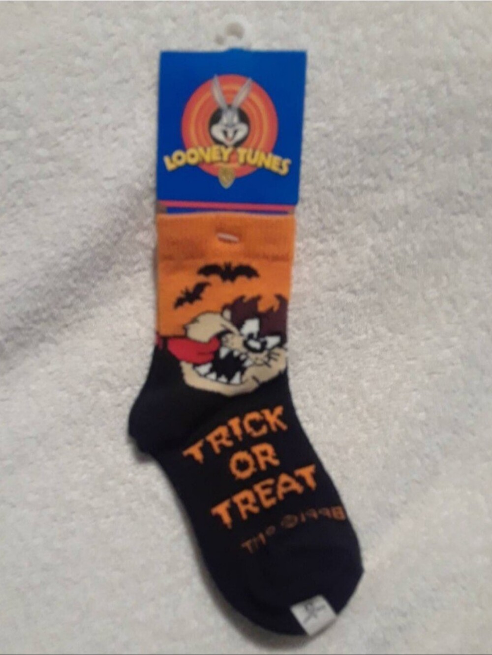 Vintage Looney tunes Halloween Taz trick or treat kids size socks